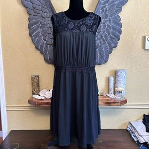 SHEIN Little Black Dress With Lace Chest